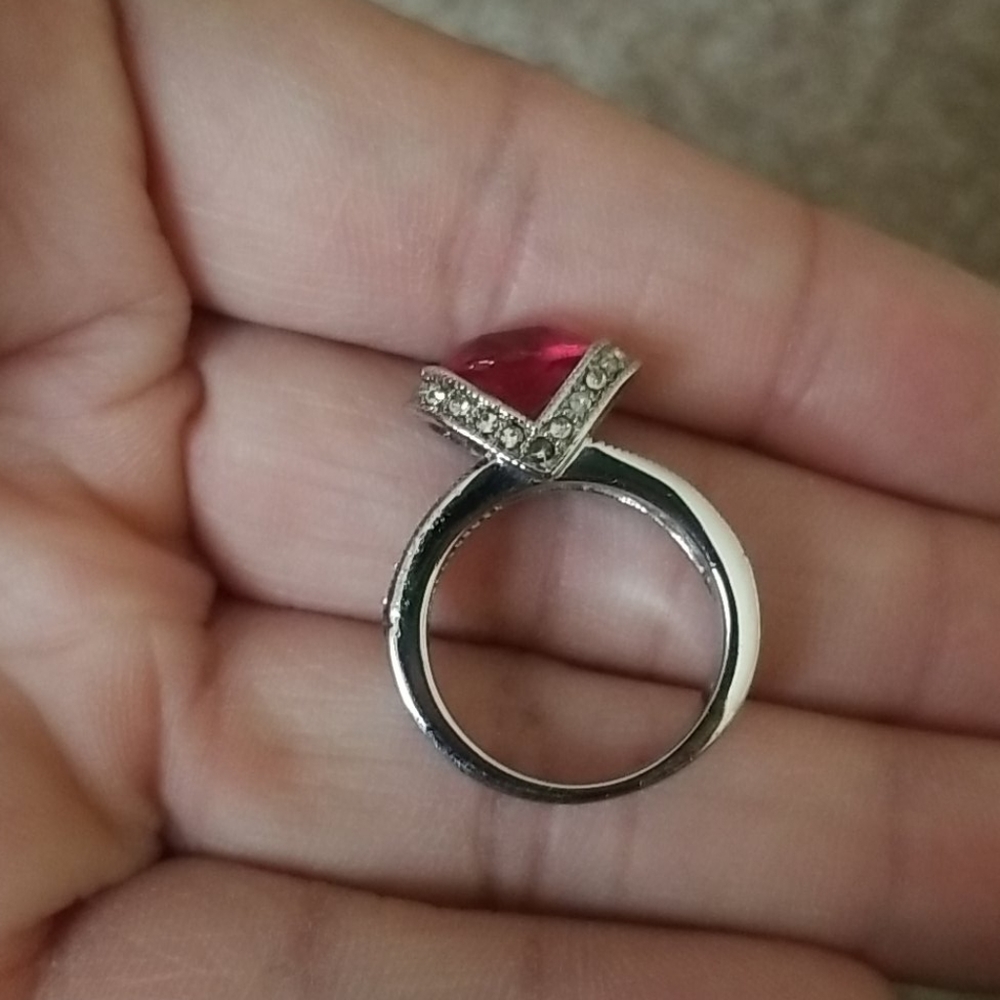 Pink gemstone ring - Picture 2 of 2